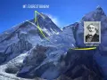 Góra Everest ma 8848 metrów. Na zdjęciu widać majestatyczny szczyt i portret Sir George'a Everesta.