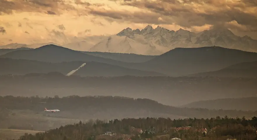Tatry z Krakowa? Odkryj, kiedy i skąd zobaczysz góry!