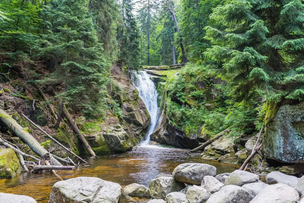 Karkonosze Śnieżka, Wodospad Szklarki, Kotły polodowcowe