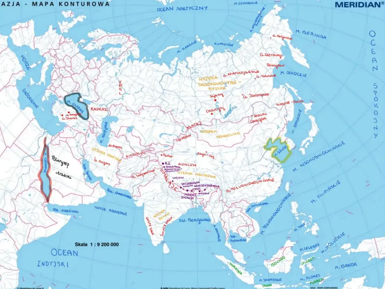 Góry w Azji: Himalaje, Pamir, Kunlun i Tienszan. Mapa konturowa pokazuje rozległe pasma górskie Azji.