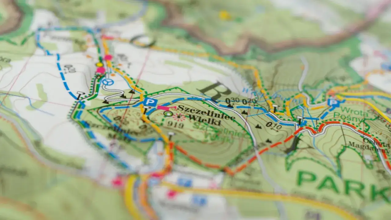 Mapa szlak&oacute;w turystycznych PTTK legenda kolor&oacute;w